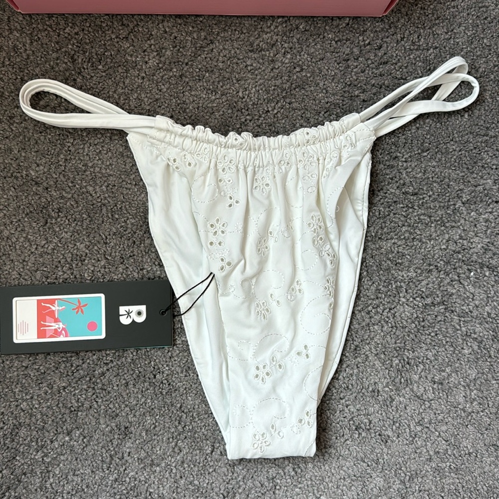 Blackbough Cheeky Bikini Bottom